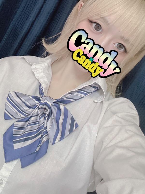 ももあ